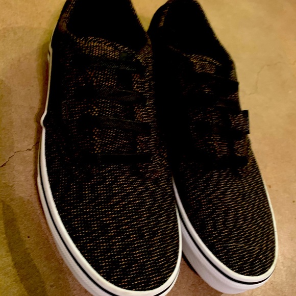 Vans shoes - Picture 1 of 4